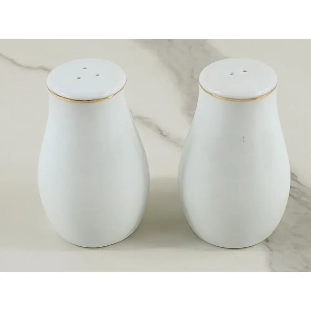 Columbine Flower Lavender Salt & Pepper Shakers 3